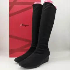 Item thumbnail for item f8bc0a77-7f8b-4608-9b80-052baf3334e5