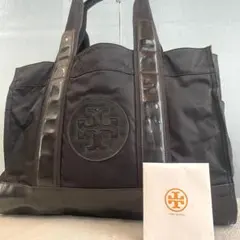 【ママ様】トリーバーチ エラ トートバッグ ビッグロゴ 軽量 ブラック A4