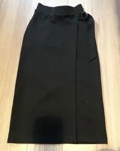 H&M ラップ風ベルテッドタイトスカート ブラックのサムネイル