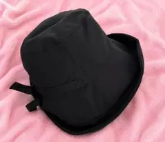 しまむら　UVカット　接触冷感　帽子　ハット　リボン　あご紐付き　ブラックのサムネイル