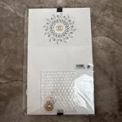 CHANEL ホリデー限定　ラッピング　ボックス