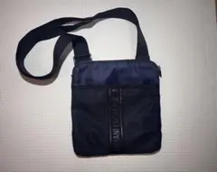 ARMANI EXCHANGE ネイビー サコッシュ