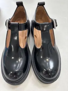 ZARA Tストラップ ローファー ブラックのサムネイル