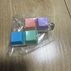 キーボードキーホルダー キャラクターグッズ