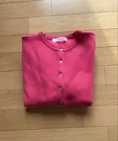 ピンク 長袖カーディガン 前面ボタン付き