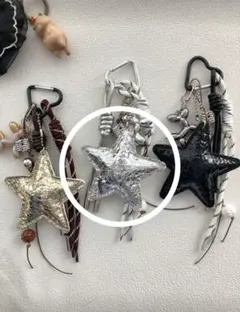 星型バッグチャーム　じゃらじゃら　キーホルダー　シルバー