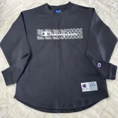 チャンピオン　バスケットボール　ロンT サイズM（150cmの中学生が着用）