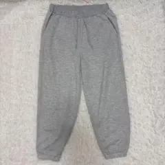グレー　スウェット　しまむら