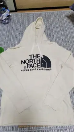 THE NORTH FACE パーカー ナチュラル