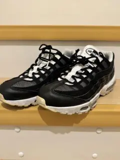 Nike Air Max 95 9.5 (US) ブラック/ホワイト