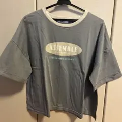ASSEMBLEプリント グレーTシャツ 半袖