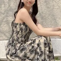 ワンピース　花柄　キャミワンピ