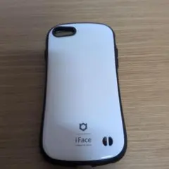 iPhoneSE(2世代)　iFace ホワイト
