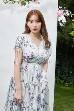 新品】Herlipto Le Negresco Floral Dress - メルカリ