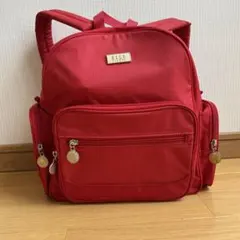 ELLE レッドリュック ジッパーポケット付き