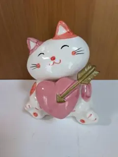 233 招き猫　ハート　貯金箱　縁起物