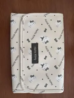 Hello Kitty 母子手帳ケース ベージュのサムネイル