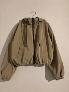 ZARA クロップド　ジャケット　ベージュ　防水　フード付き