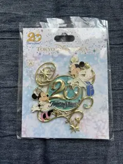 ディズニーシー　20周年 ピンバッジ