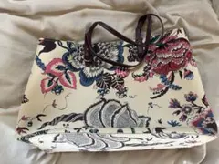 最終お値下げとなります！Tory Burch 総柄トートバッグ