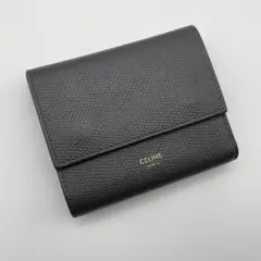 正規品✨セリーヌ スモールトリフォールドウォレット トリオンフ ロゴ ブラック CELINE（セリーヌ） 【新品】セリーヌ 折り財布 スモール フラップ