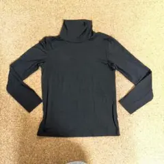 《33》GU WARM タートルネック　150cm 黒