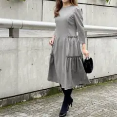 エムプルミエブラック　バックギャザー切替ワンピース