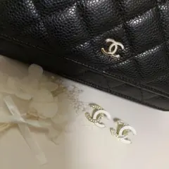 CCロゴピアス クリスタル装飾　CHANEL　ノベルティ