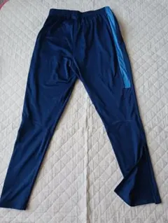 ナイキ　ストライク　パンツ