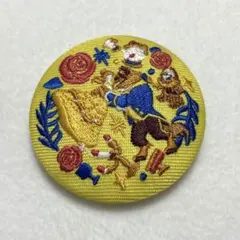 ま*様 ディズニー　刺繍缶バッジ　美女と野獣