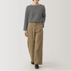 無印良品　婦人　ムラ糸　チノタックワイドパンツ