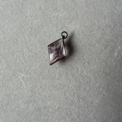 アンティーク ペンダントトップ スクエア型 紫