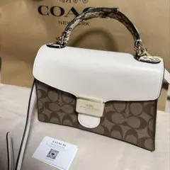 COACH ショルダーバッグ ベージュ/ホワイト