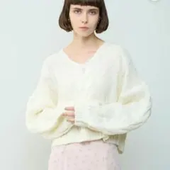 デイシー ケーブル編みニット