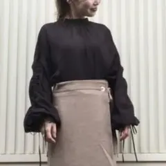GU 春 シアードローストリングスリーブブラウス