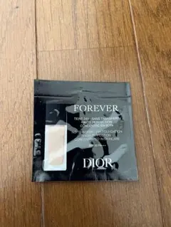 DIOR SKIN FOREVER 0N ニュートラル　サンプル 20ml