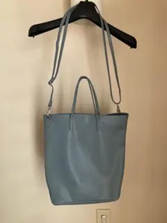 水色 ショルダーバッグ レザー　メンズ、レディース