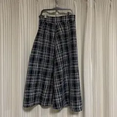 エヌナチュラルビューティーベーシック　ロービングツイードスカート　Sサイズ
