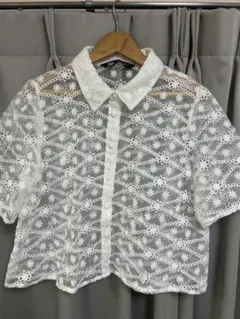 ZARA 花柄レース 半袖シャツ ホワイト XS