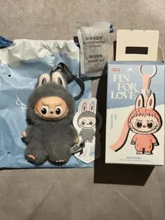 ラブブ　ぬいぐるみ　キーホルダー　ポップマート　イニシャル　W W イニシャル ラブブ ポップマート｜Yahoo!フリマ（旧PayPay