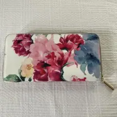 長財布 花柄 ラウンドファスナーのサムネイル