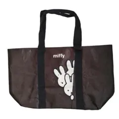 Item thumbnail for item b56b7ffc-9f94-4bcc-a481-d2a23500cb03