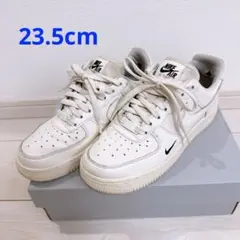 NIKE ナイキ エア フォース 1 ’07 エッセンシャル ウィメンズシューズのサムネイル