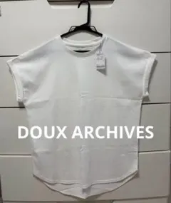 DOUX ARCHIVES 袖折り返しTシャツ　白のサムネイル