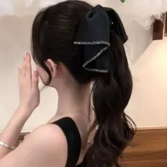 ヘアクリップ リボン キラキラ 黒 ブラック 大きめ ラインストーン おしゃれ