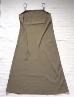 UNIQLO　ユニクロ　キャミワンピース　ロング　カーキ　Mサイズ