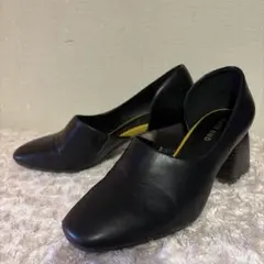 ROSE BUD ブラックレザーオープントゥパンプスのサムネイル