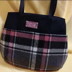 ハンドメイド　ウール混モッサピンクチェック　ぷっくりラウンドバッグ　グラニー