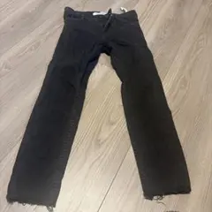 ZARA ブラック スリムフィット デニム