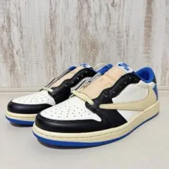 Travis Scott Fragment Nike Air Jordan1のサムネイル